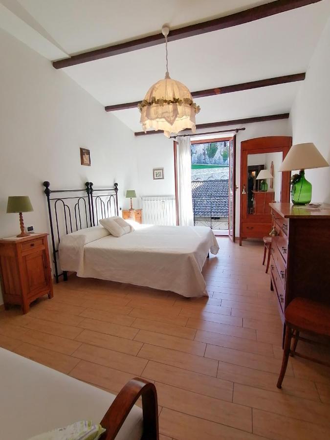 Il Sorriso Apartment Orvinio ภายนอก รูปภาพ